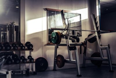 Waarom je fitter wordt van trainen, maar niet van sporten