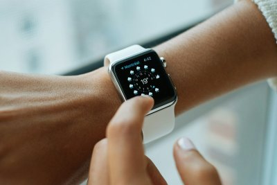Je slaaptracker raadt je slaap, hij meet hem niet